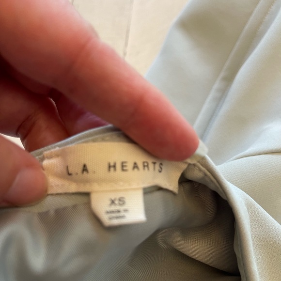 LA Hearts strapless structured tube top size Xs. Zips on the side - Picture 9 of 10